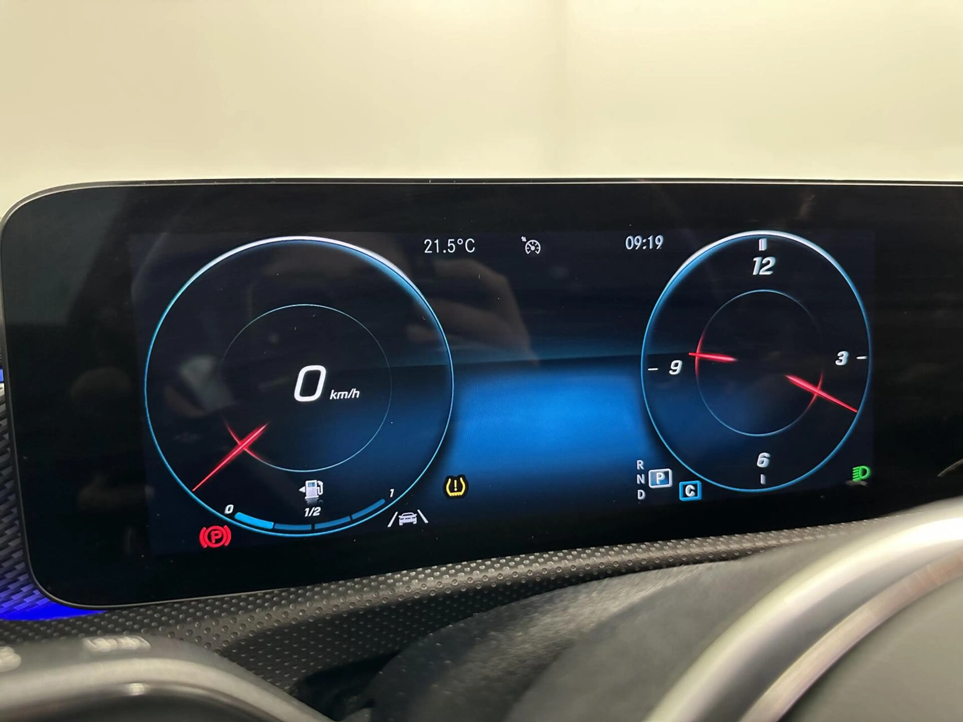 Mercedes-Benz CLA 180 Business Solution Luxury PANO CAMERA SFEERVERLICHT — photo 39