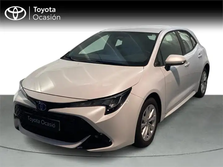Toyota Auris 2024