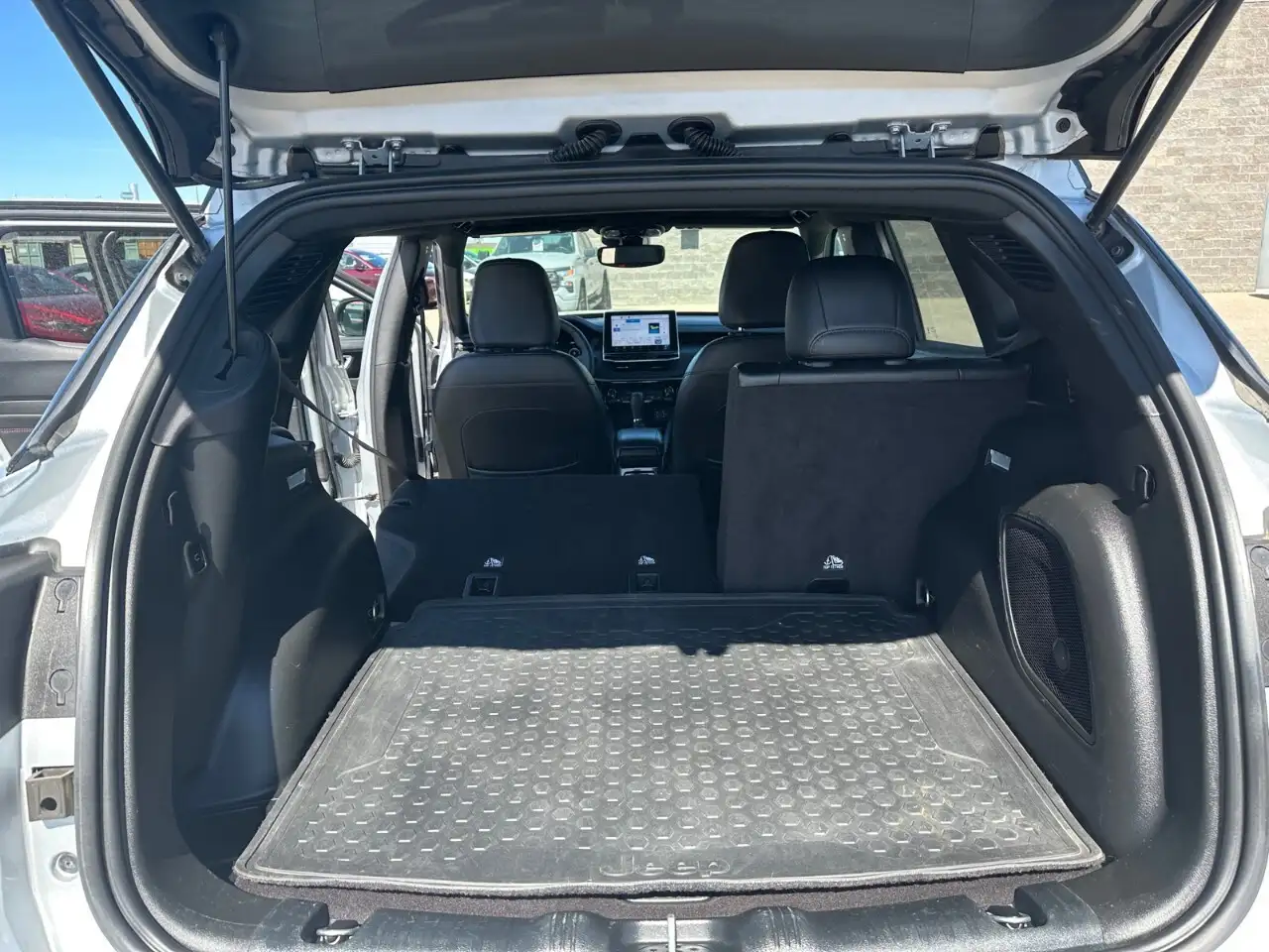 Jeep Compass снимка Jeep Compass