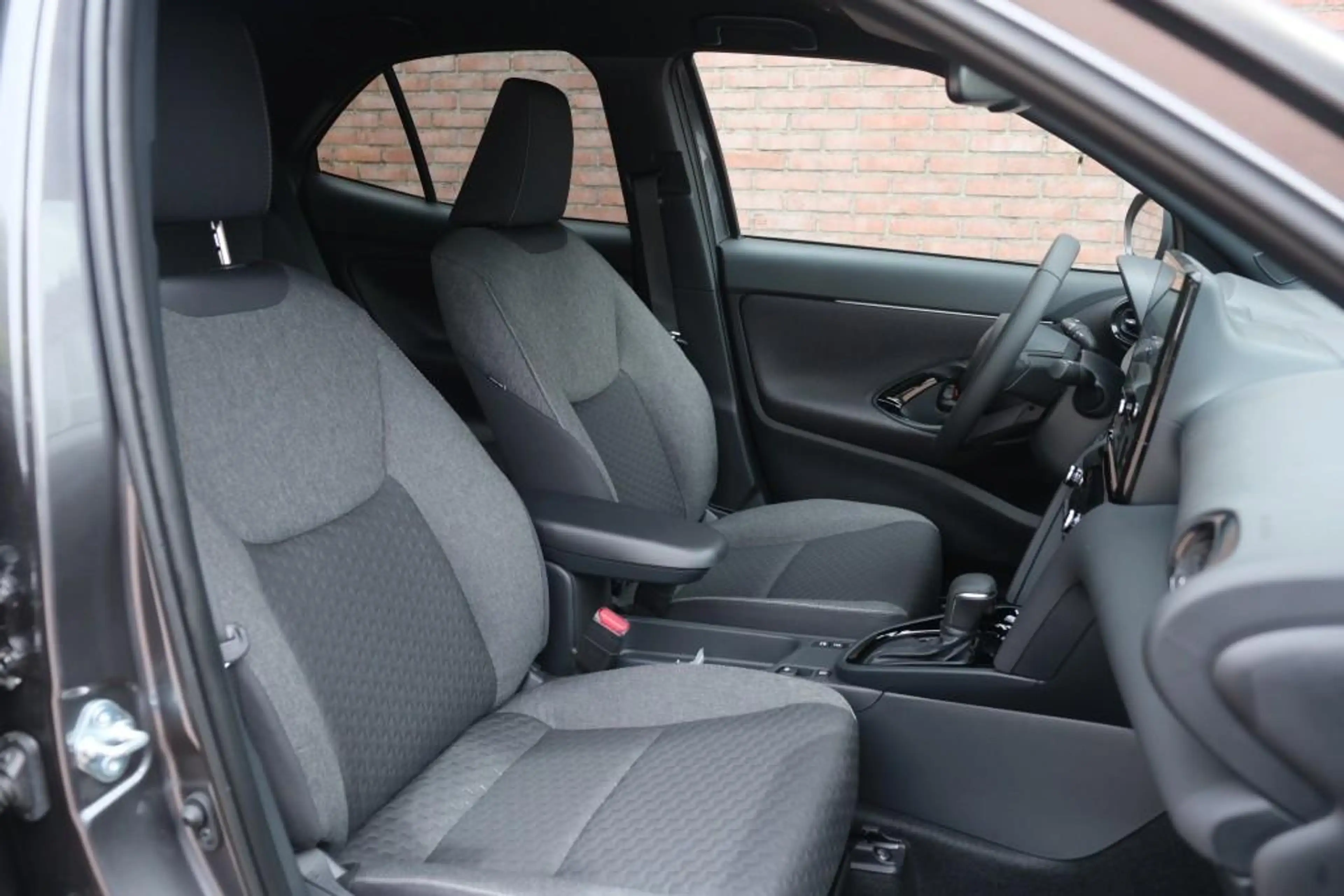Toyota Yaris Cross 1.5 Hybrid 115pk CVT Dynamic - Achteruitrijcamera — photo 4