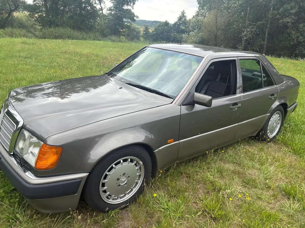 Mercedes-Benz E 500 E-Klasse, foto 1