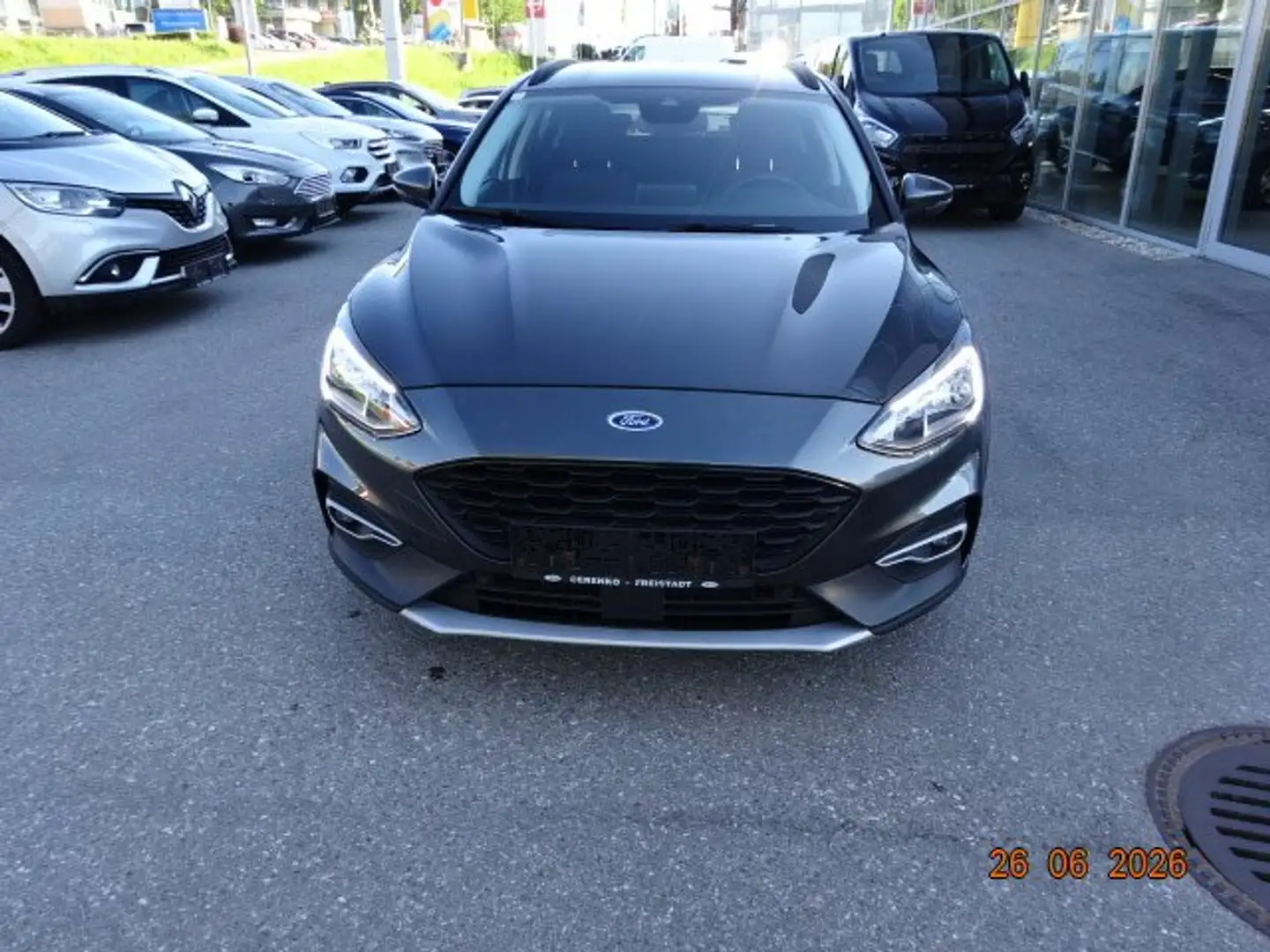 Ford Focus Active Grau - 2
