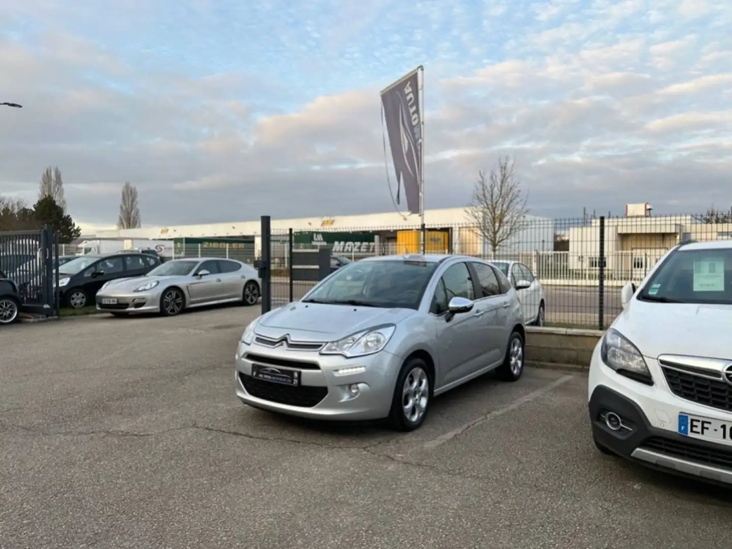 Citroen C3 II 1.2 VTI 82cv Feel Edition Garantie 12 Mois Gris - 1