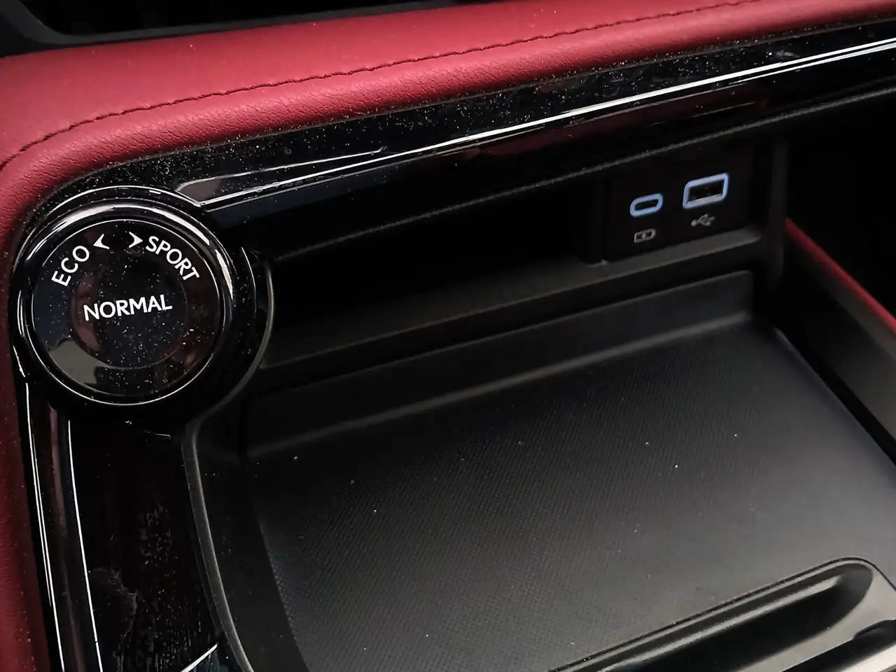 Lexus NX снимка Lexus NX