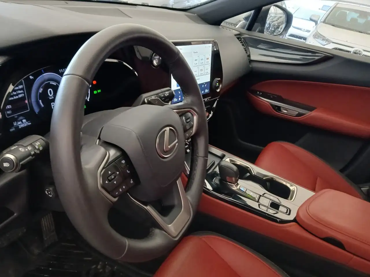 Lexus NX снимка Lexus NX