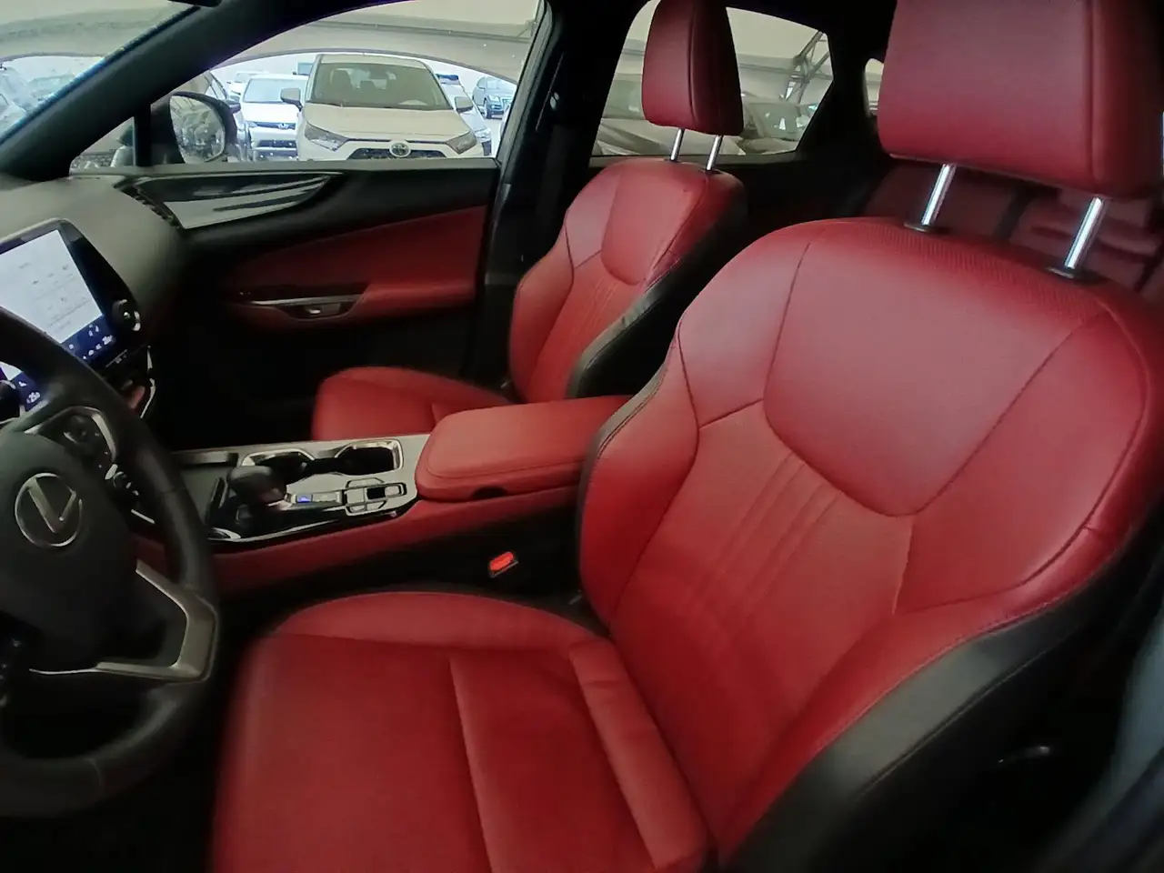 Lexus NX снимка Lexus NX