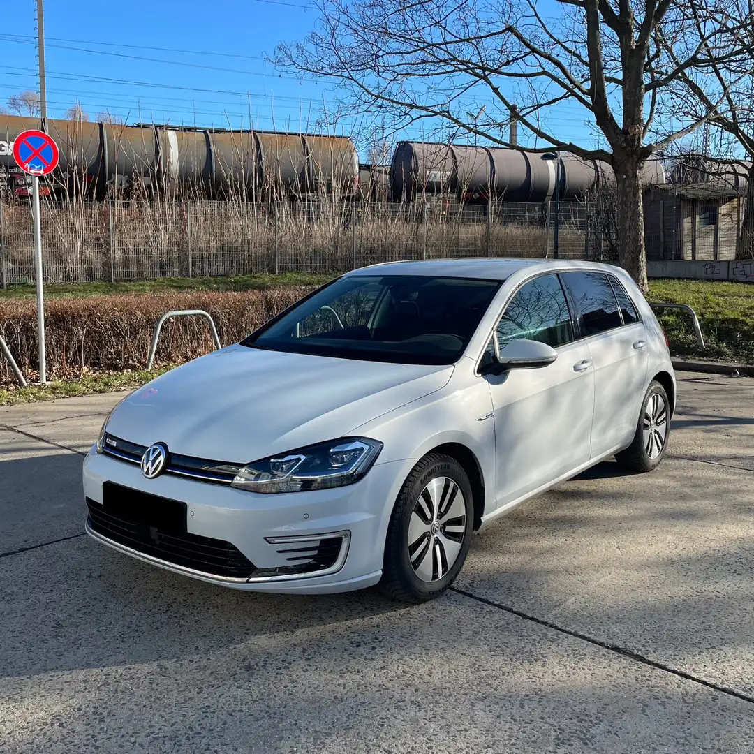 Volkswagen e-Golf Facelift 35,8kWh (mit Batterie) Weiß - 1