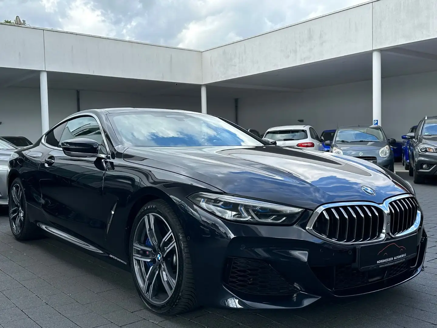 BMW M850 i xDrive Coupé | Laser | Head-Up | Softclose Noir - 2