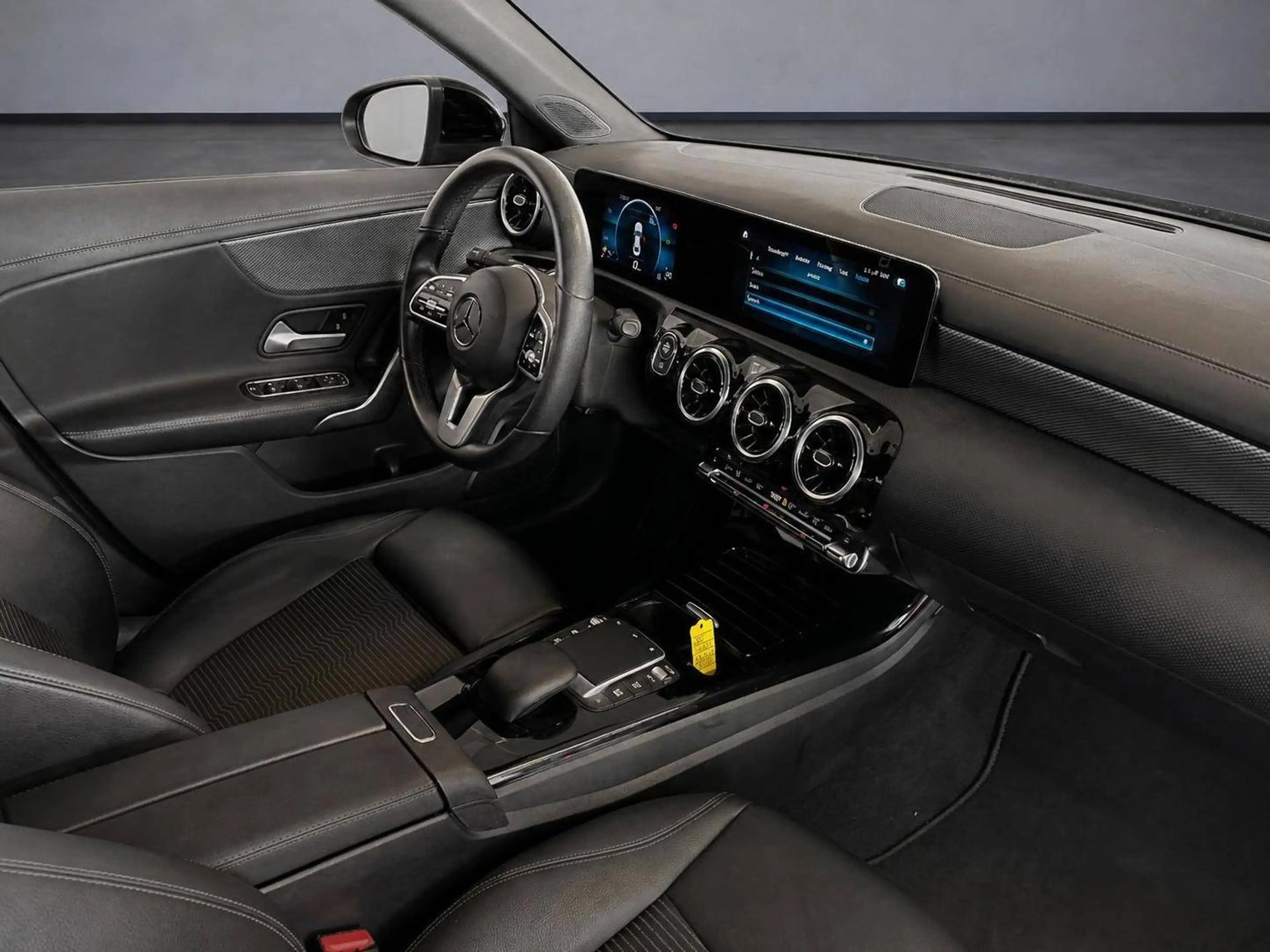Mercedes-Benz CLA 200 CLA 200d* Kamera* DAB — photo 12