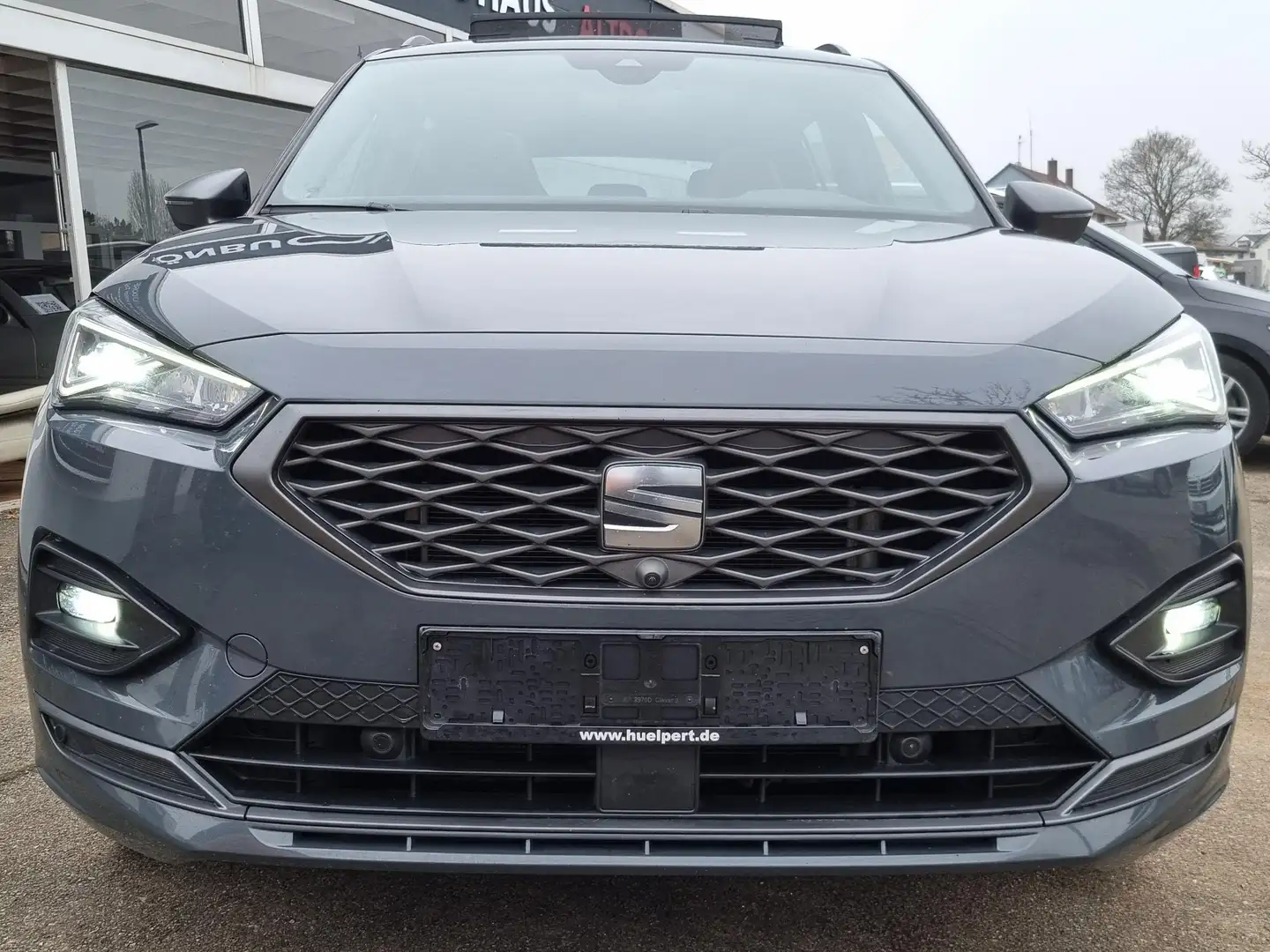 SEAT Tarraco FR e-Hybrid Panorama 360°Kam AHK DCC 20" FAP-XL Grau - 2