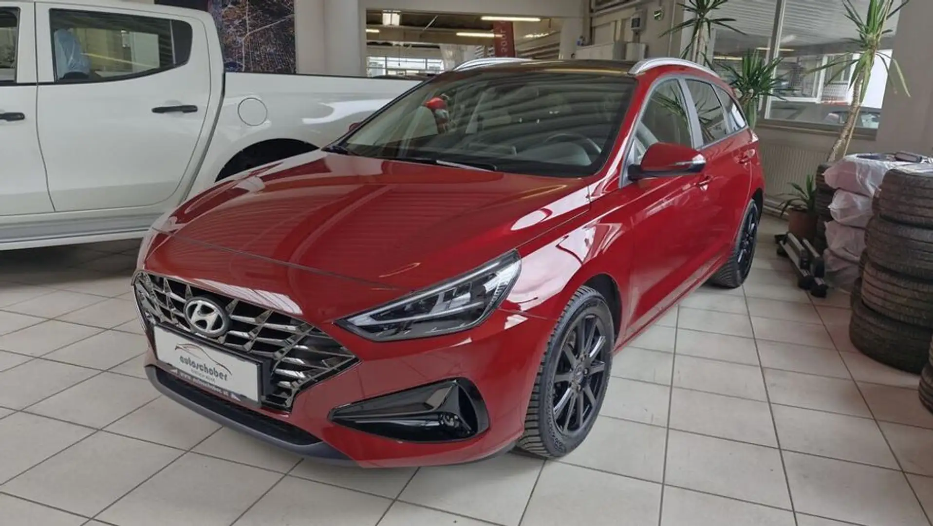 Hyundai i30 CW 1.0 T-GDI Trend Line Rot - 1