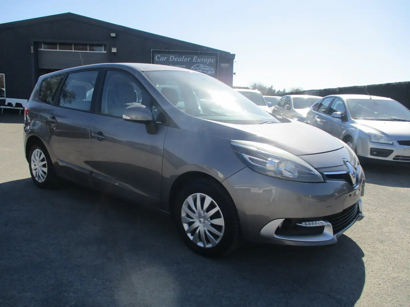 Renault Grand Scenic Scénic 1.2 TCe Airco/7-Zitpl/Garantie/111.000km Gris - 2