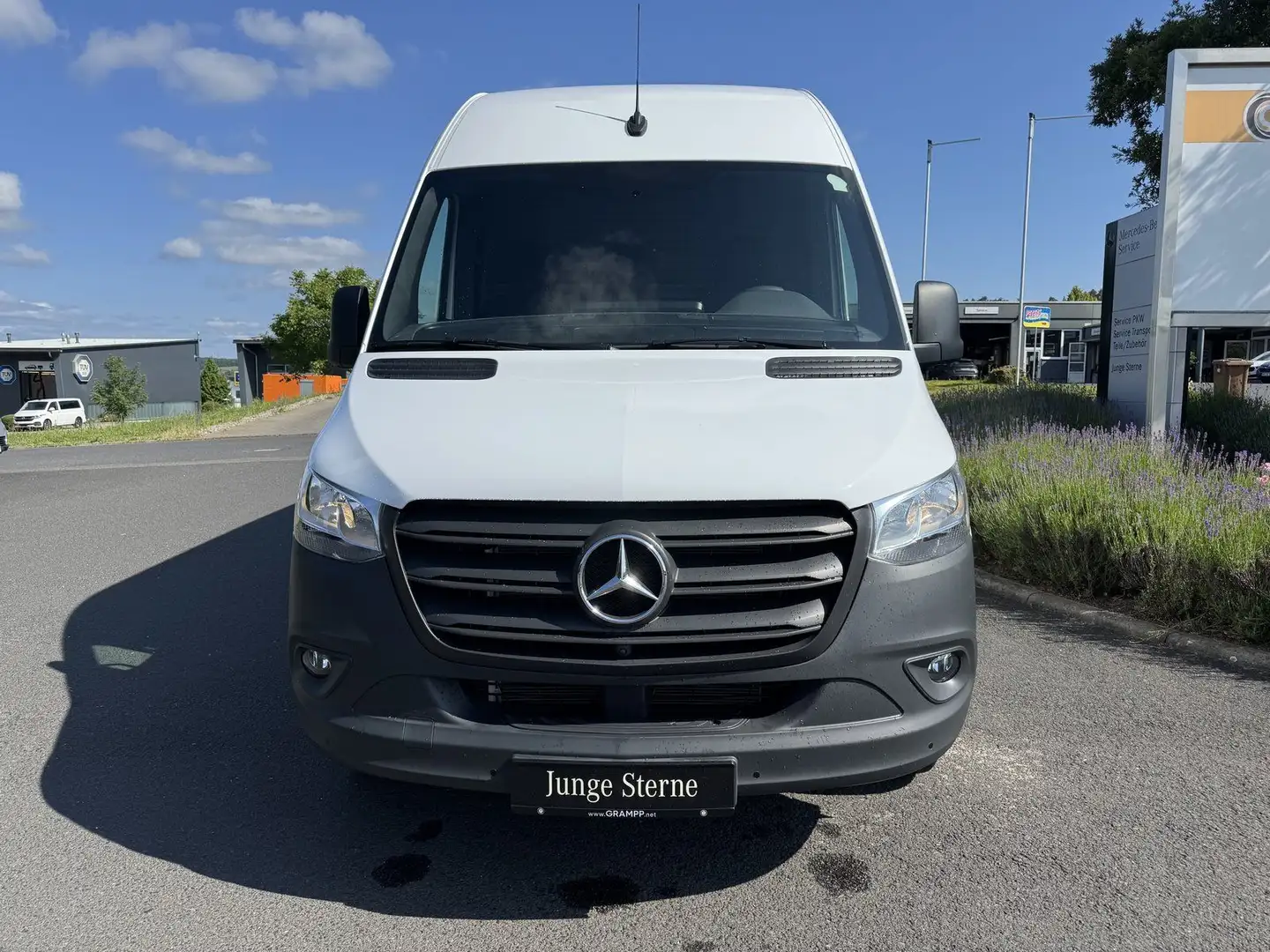 Mercedes-Benz Sprinter 317 Sprinter Kasten L2H2 AUTOMATIK*NAVI*360°*93l Weiß - 2