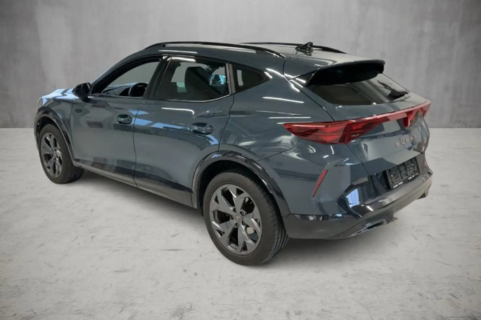 CUPRA Formentor 1.5 eTSI DSG VIRTUAL KAMERA KLIMA PDC Blau - 2