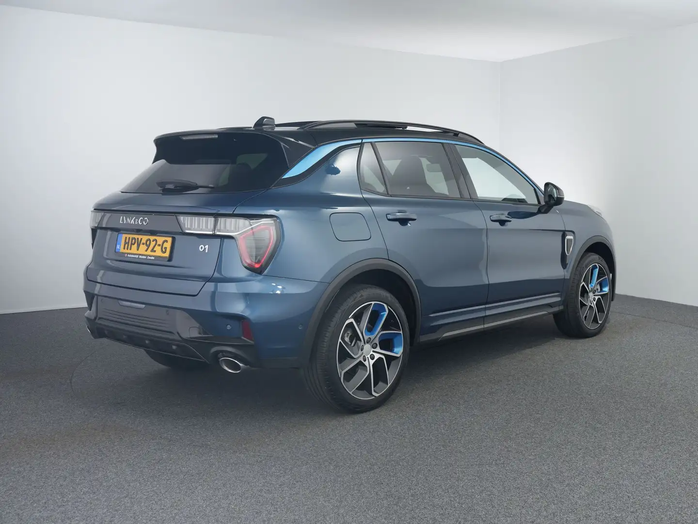 Lynk & Co 01 1.5  Zwarte hemel | Trekhaak | Pano | ACC | 360 Ca Modrá - 2