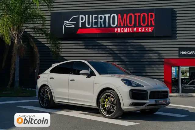 2021 Porsche Cayenne in Grey for sale