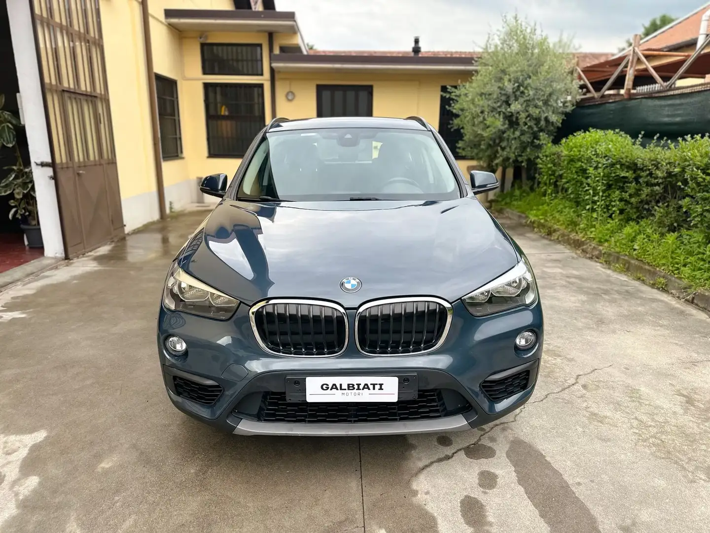 BMW X1 xdrive20d Gris - 2