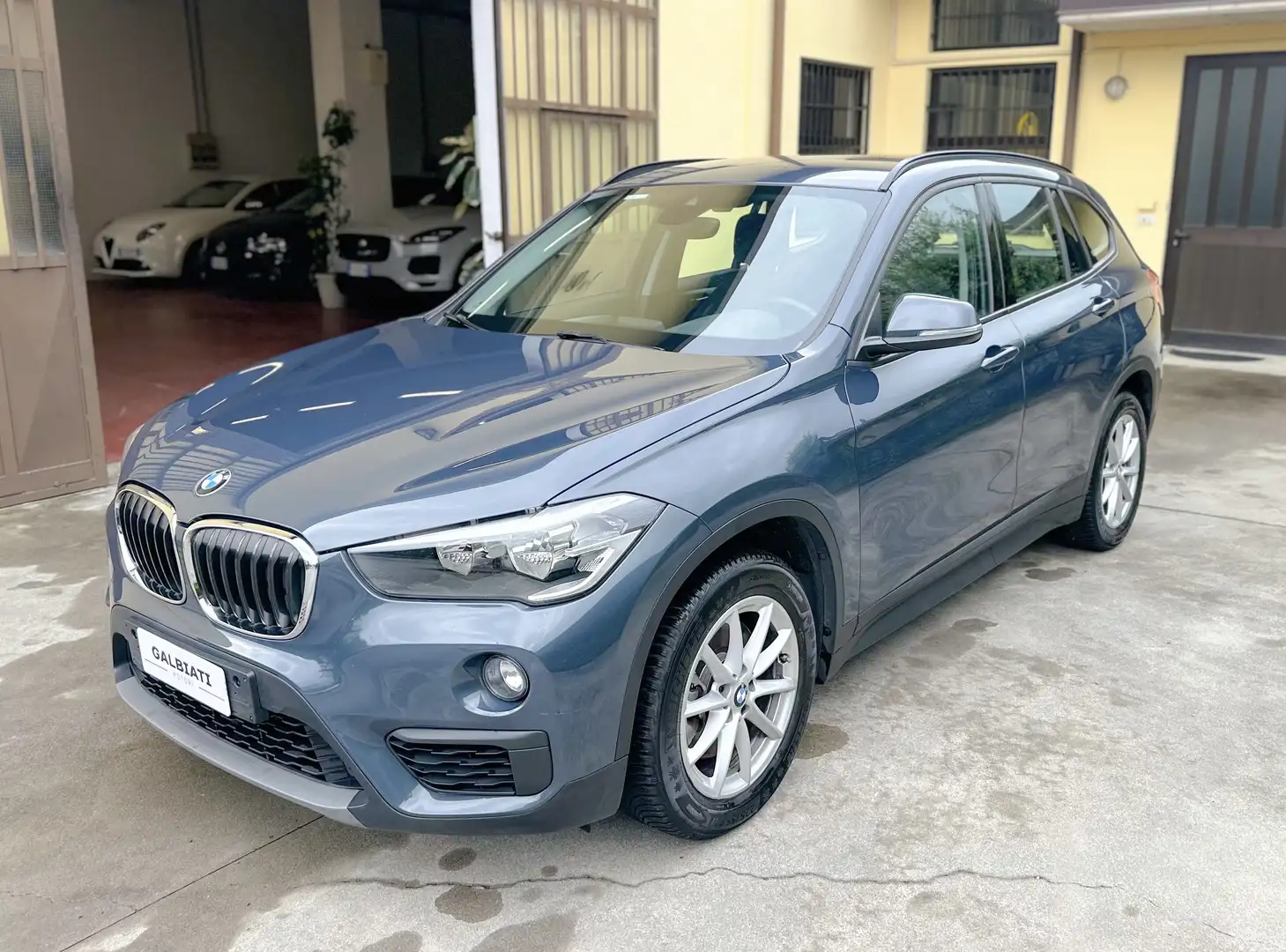 BMW X1 xdrive20d Gris - 1
