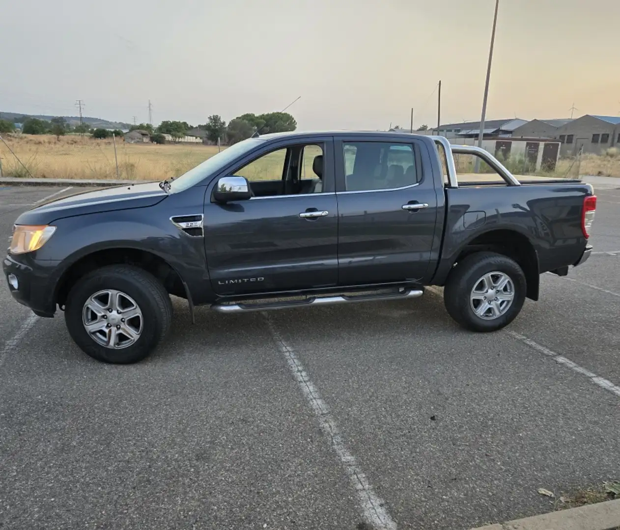 Ford Ranger 2.2TDCI DCb. XL 4x4 150 Negro - 1