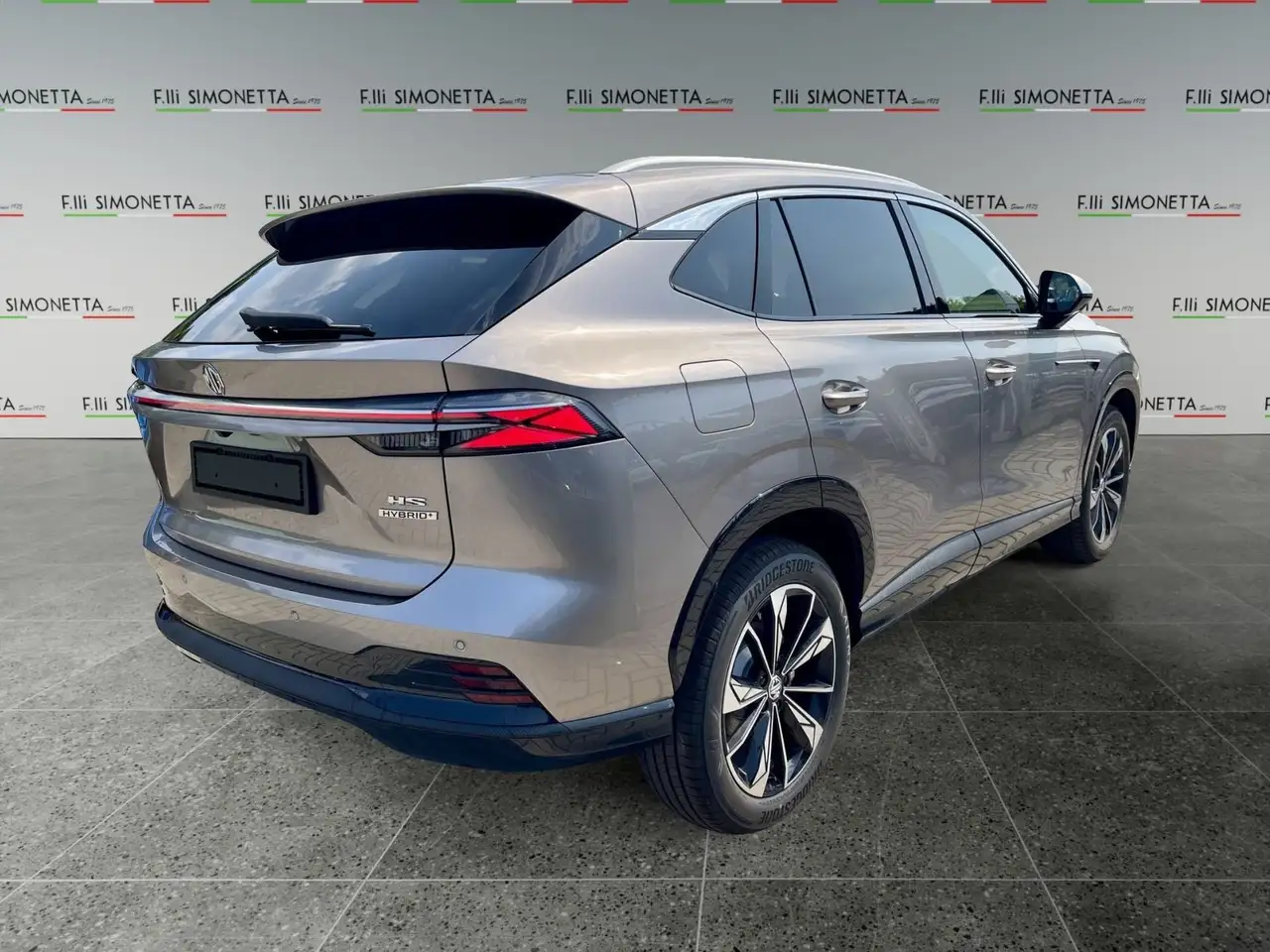MG HS 2026