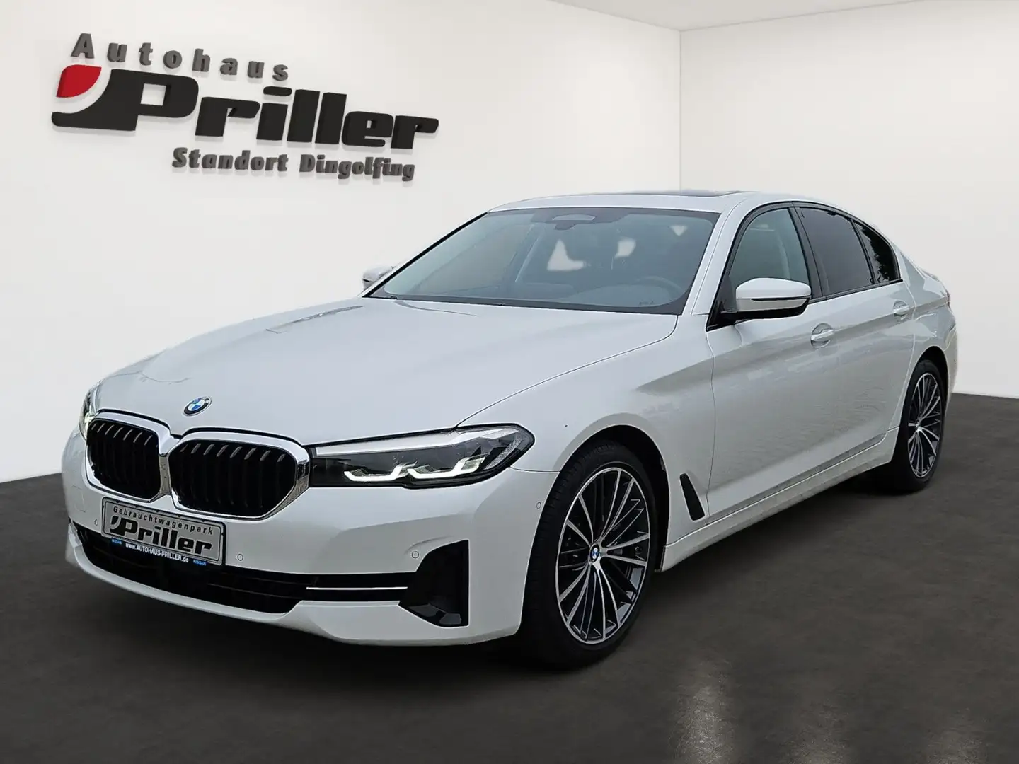 BMW 530 d xDrive NAVI/Apple/LED/DAB/Business-Paket Bianco - 1