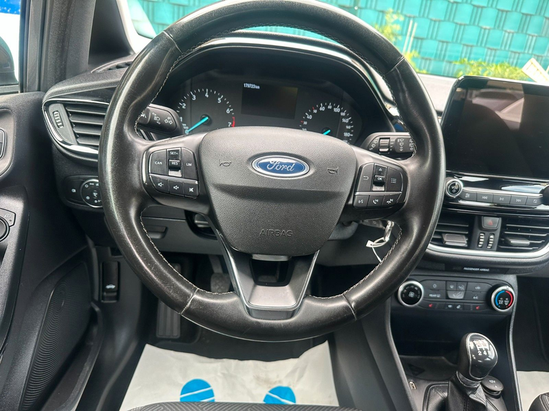 Ford Fiesta *Klima*5Gang*PDC*Euro6*1.Hand*Top* — photo 11