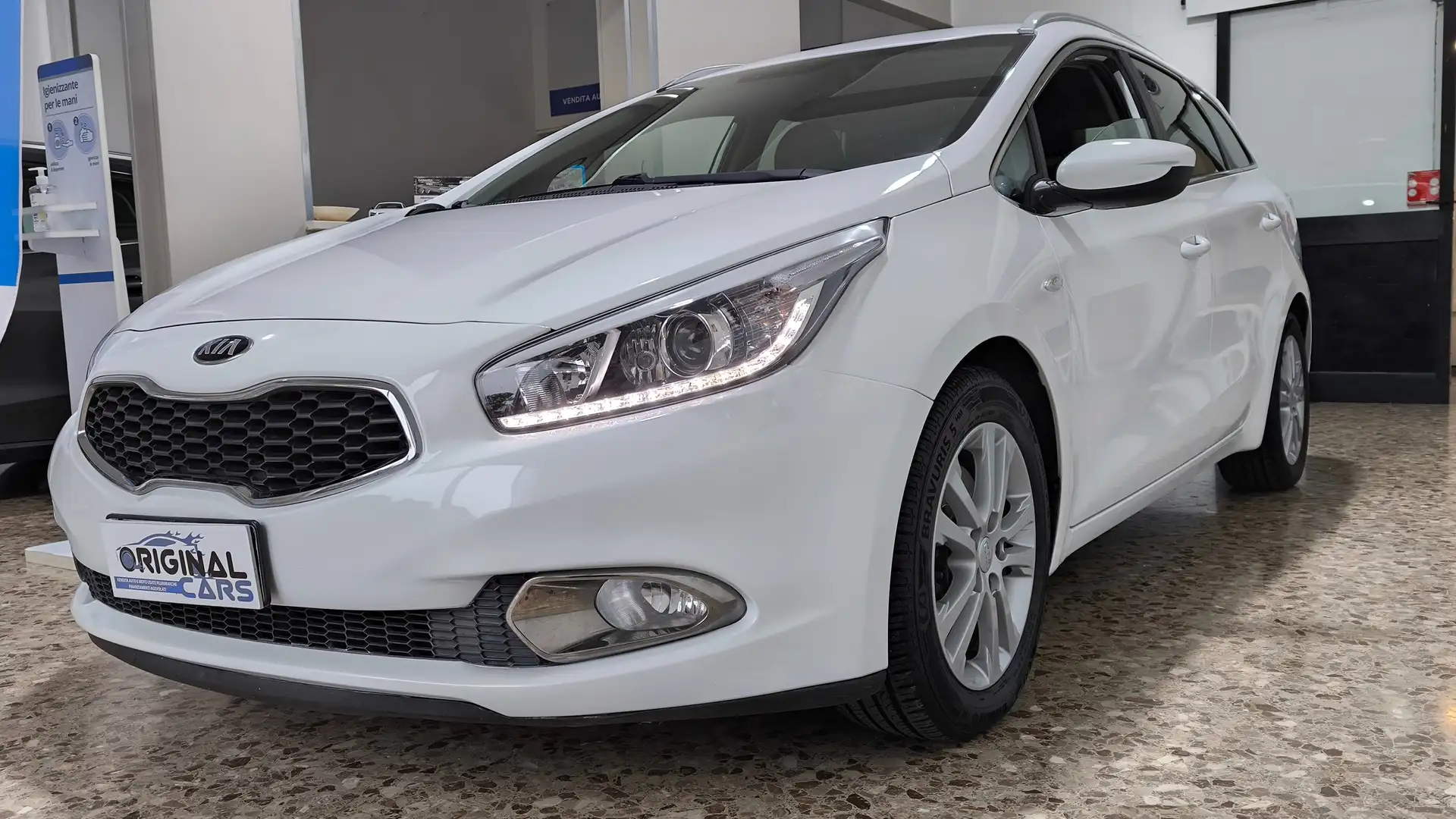Kia Ceed / cee'd ceed II 2012 SW SW 1.6 crdi Cool 110cv my13 Bianco - 1