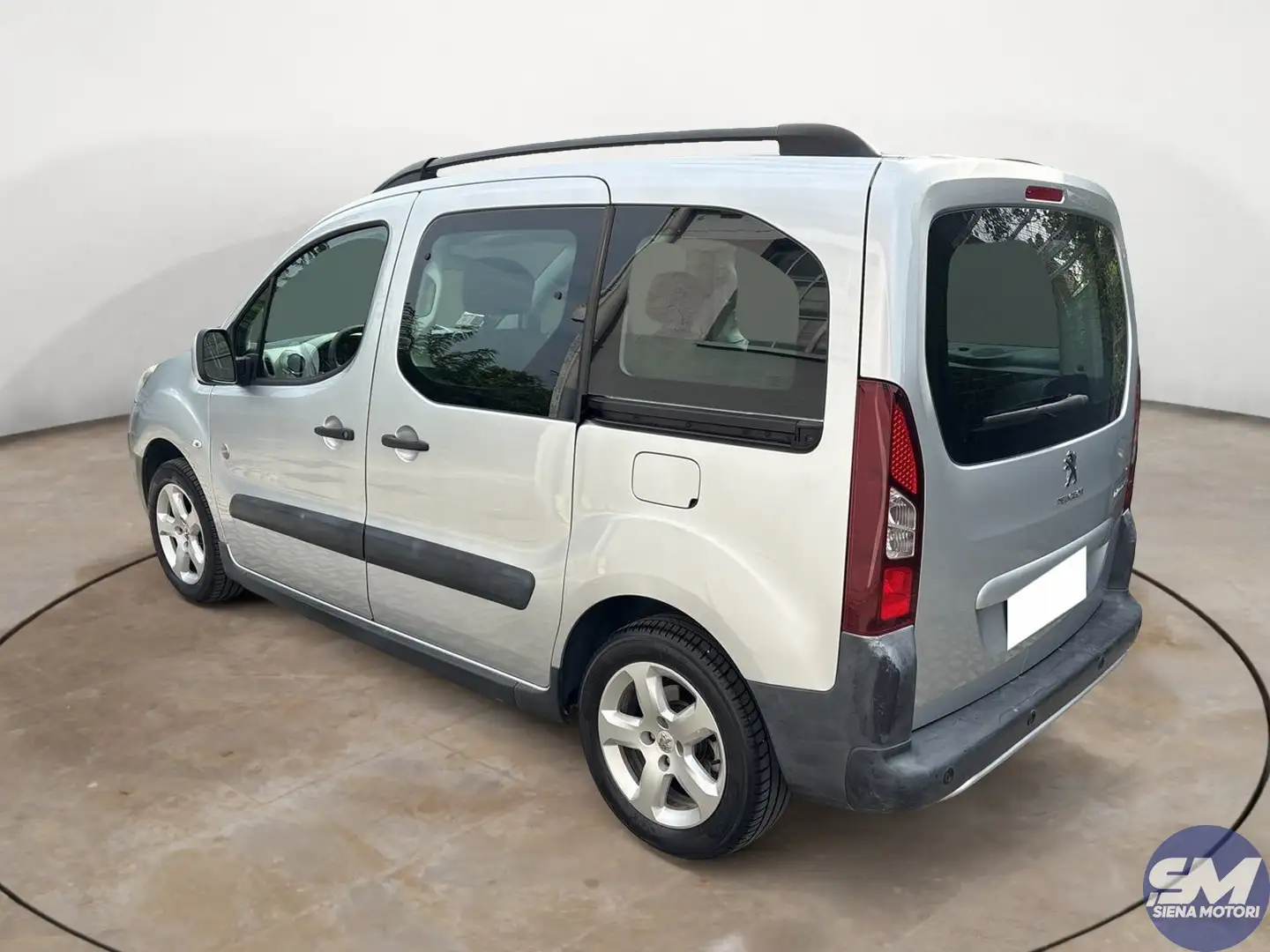 Peugeot Partner Partner Tepee 1.6 VTi 120CV Outdoor Argento - 2