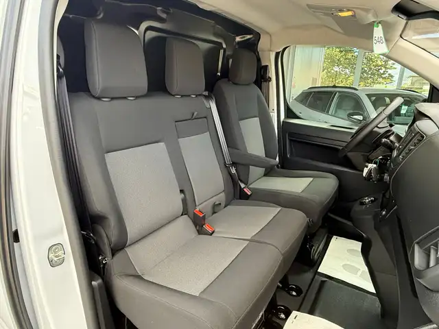 Peugeot Expert view 30