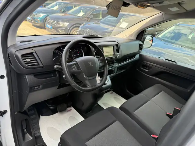 Peugeot Expert view 13