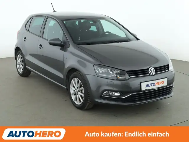 Volkswagen Polo view 8
