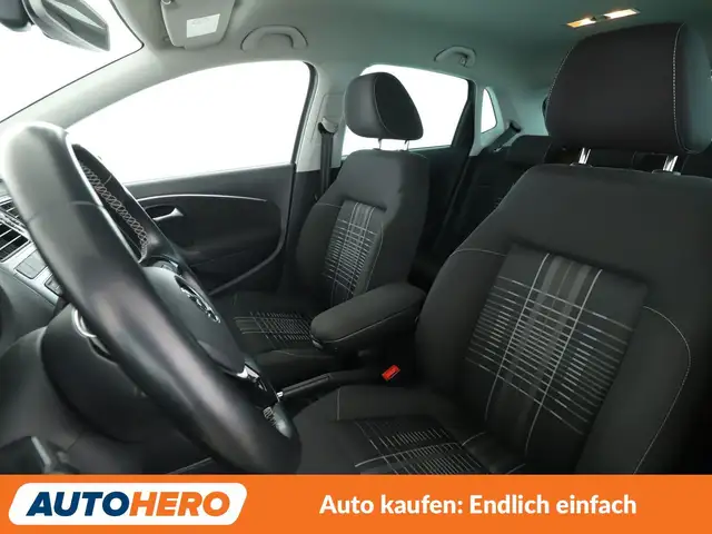 Volkswagen Polo view 10