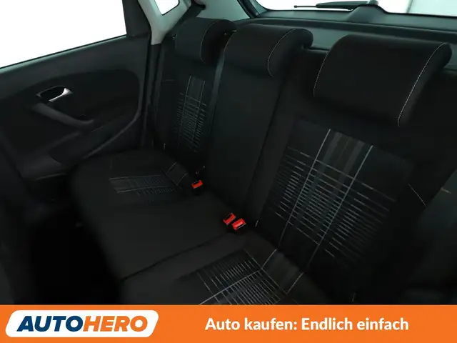 Volkswagen Polo view 14