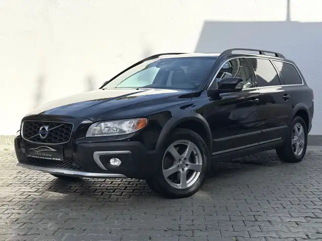 Volvo XC70 Momentum BiXen/Navi/Leder/Einparkh./Sitzhz.