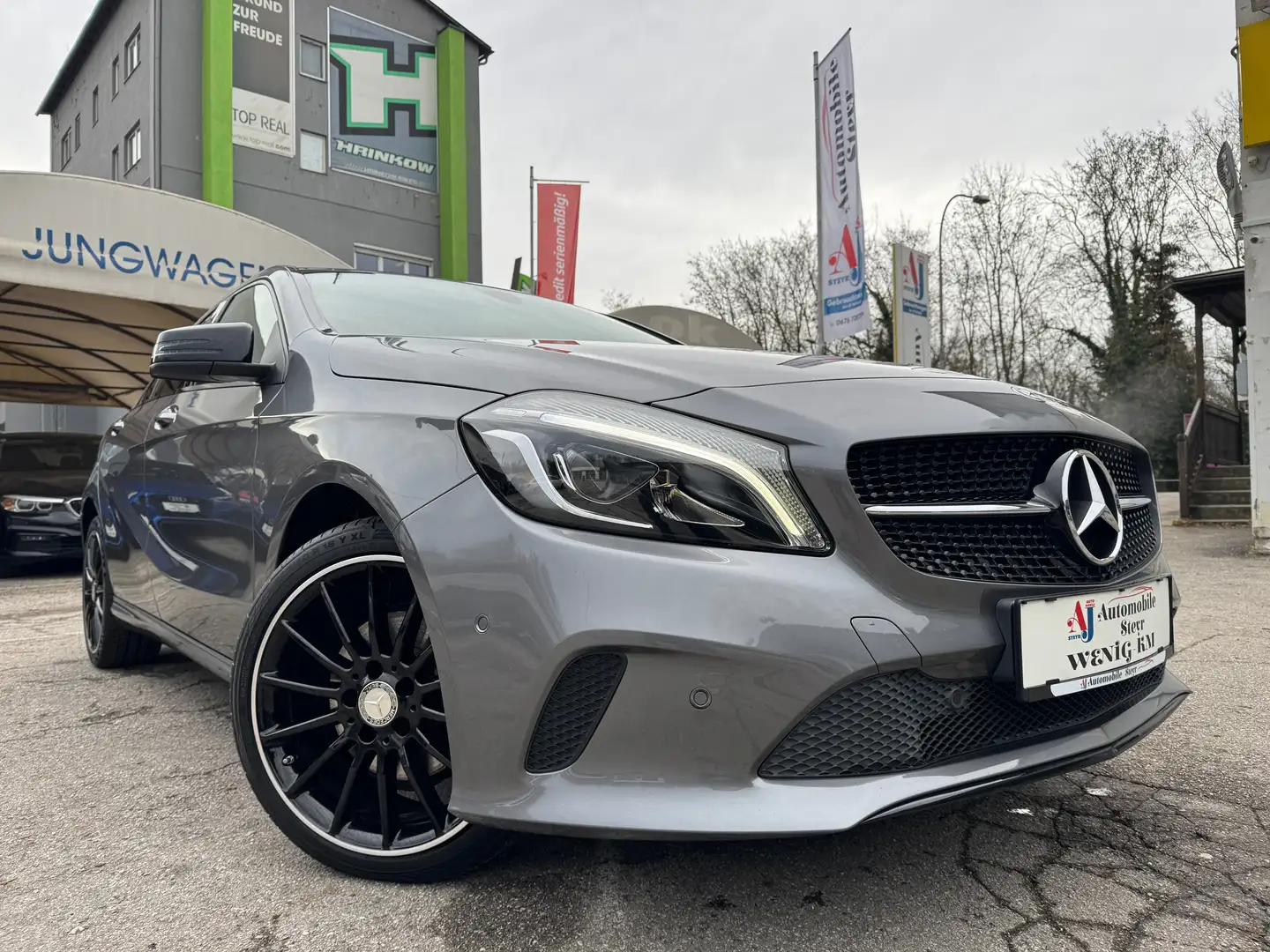 Mercedes-Benz A 160 Score+Navi+Teilleder+LED-Scheinwerfer+Sonnendach Grau - 1