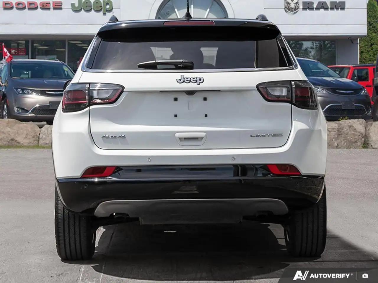 Jeep Compass снимка Jeep Compass