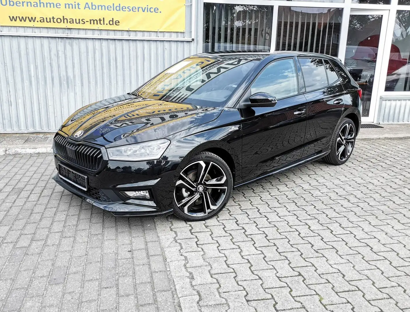 Skoda Fabia 1.0lTSI 85kW DSG Monte Carlo 18Zoll Pano Nero - 1