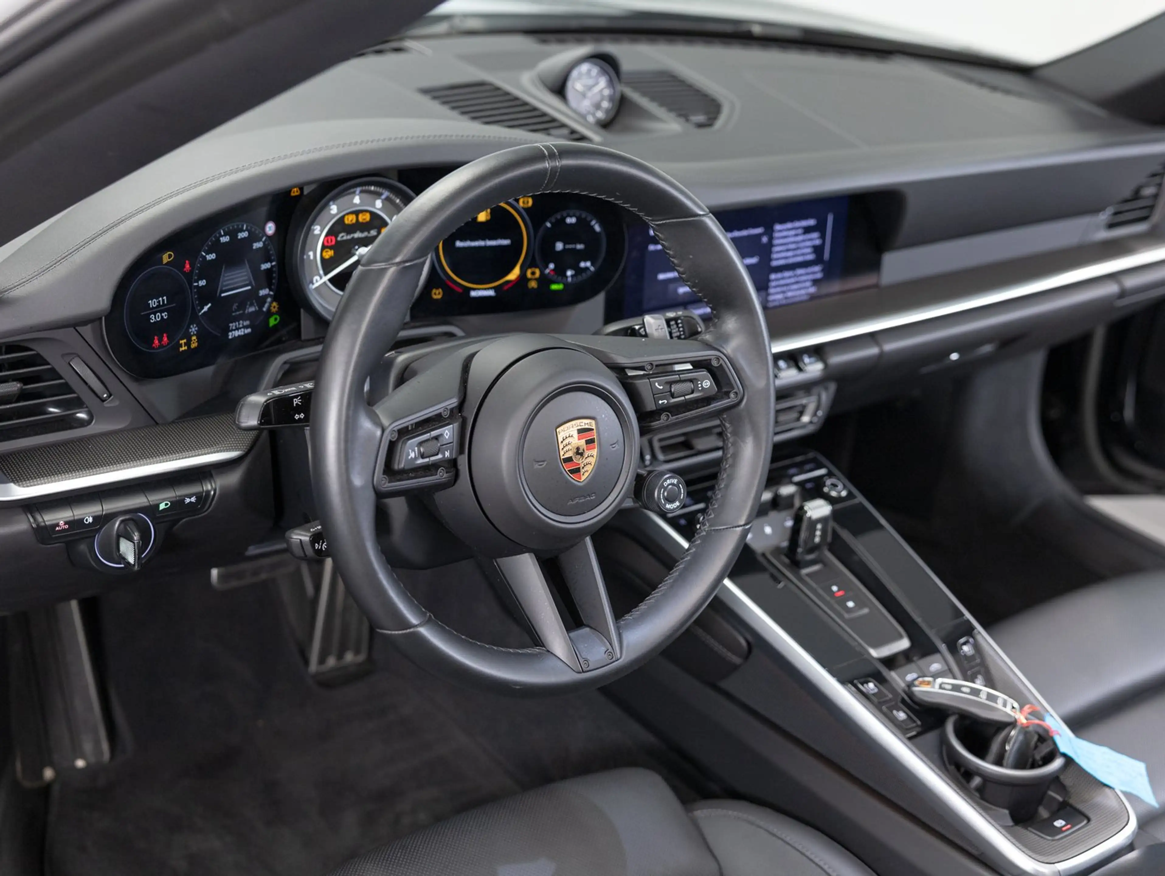 Porsche 911 Turbo S Cabriolet — photo 11
