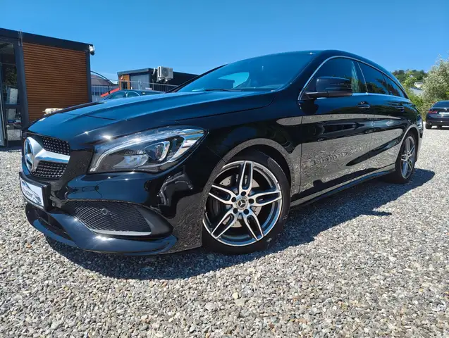 Mercedes-Benz CLA Shooting Brake CLA 220 CDI / d