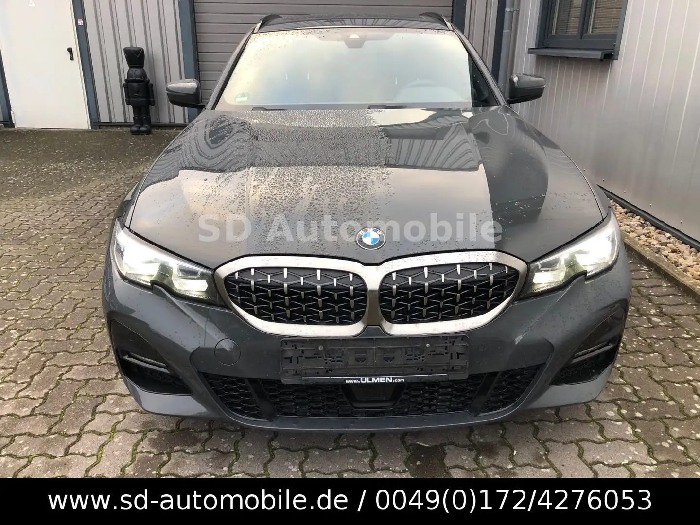 BMW 320 d Touring M Sport INDIVIDUAL-LEDER+19"+PANO Grau - 2