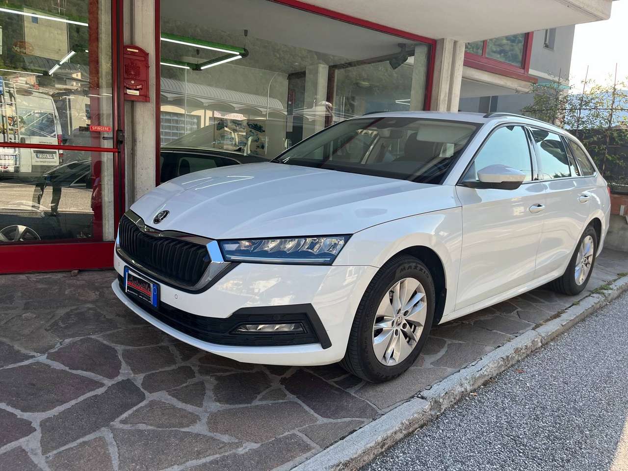 Skoda Octavia Octavia IV 2020 Wagon Wagon 2.0 tdi evo Executive 4x4 150cv dsg