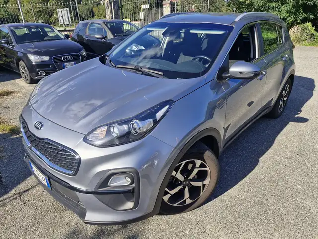 Kia Sportage view 3
