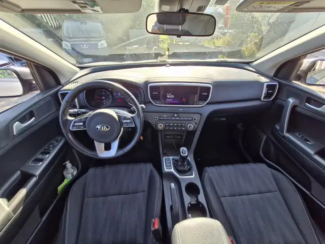 Kia Sportage view 8