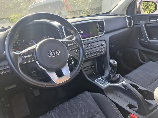 Kia Sportage view 9