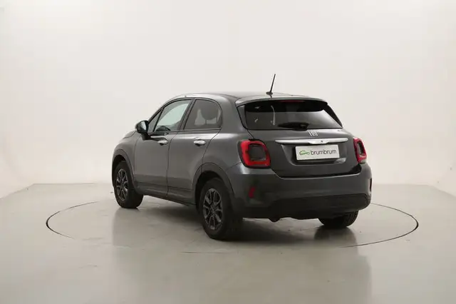 Fiat 500X view 3
