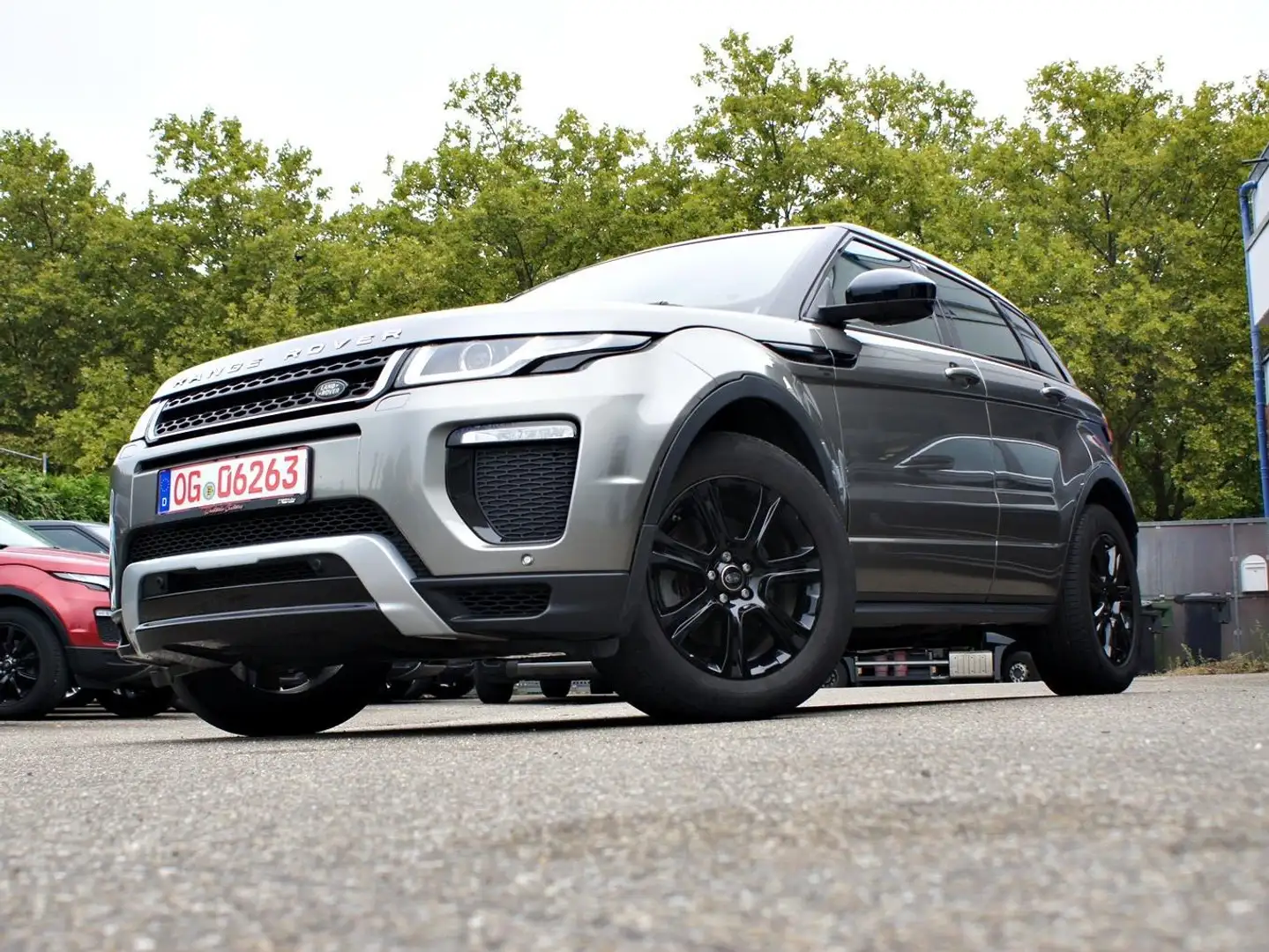 Land Rover Range Rover Evoque TD4 Aut. SE Dynamic/LEDER/NAVI/PANO/NAVI/WINTERPAK Gris - 2