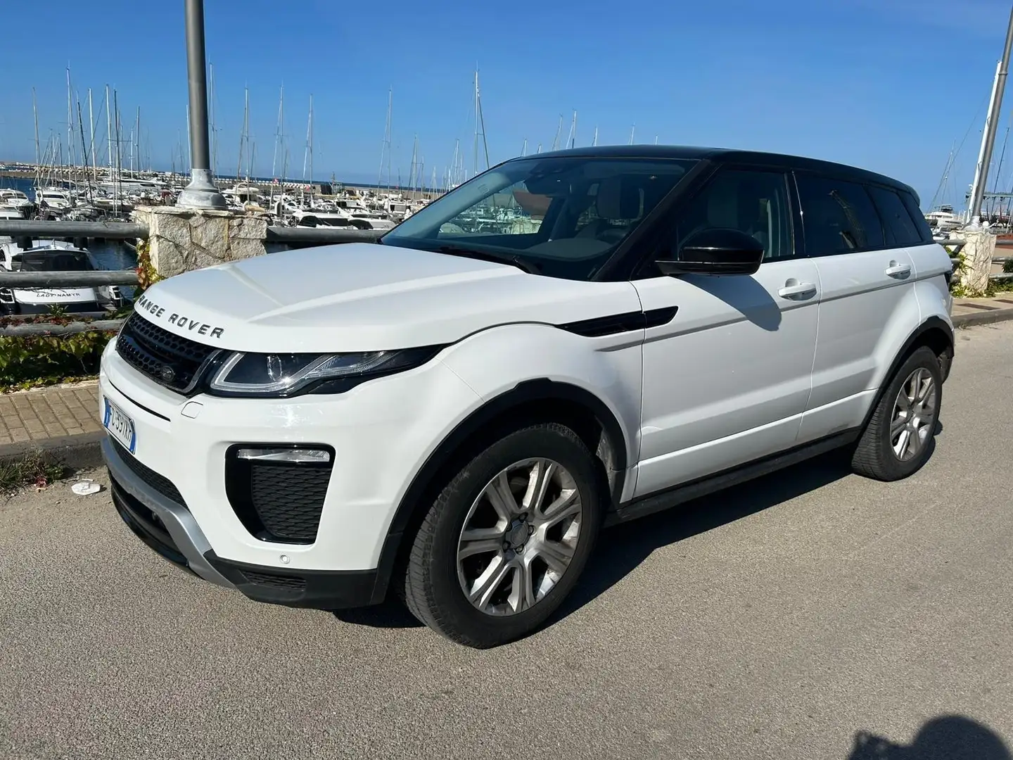 Land Rover Range Rover Evoque 5p 2.0 td4 SE Dynamic 150cv - 2