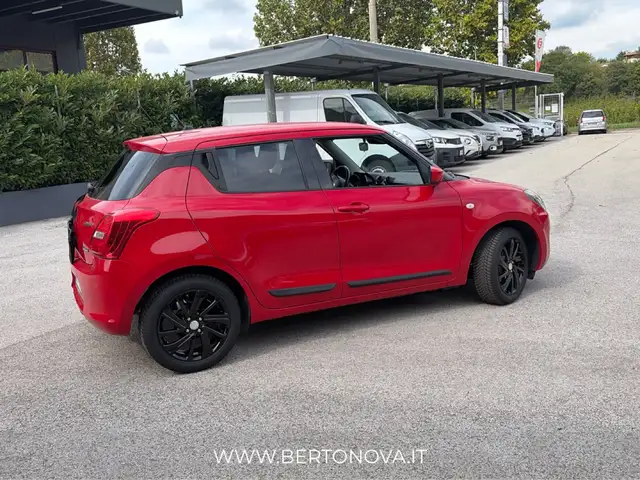 Suzuki Swift view 4