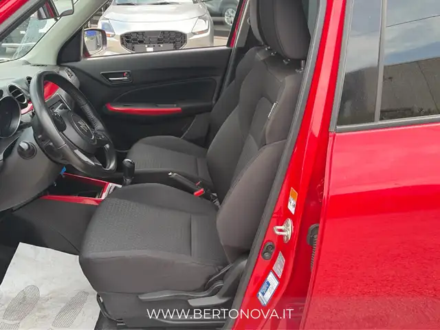 Suzuki Swift view 13