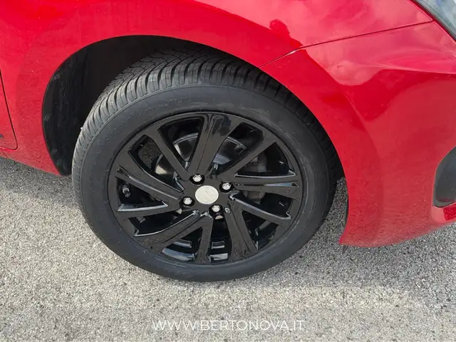 Suzuki Swift view 8